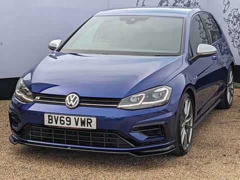 Volkswagen Golf R TSI 4MOTION DSG 3
