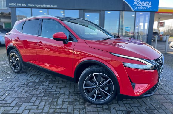 Nissan Qashqai DIG-T TEKNA DCT MHEV AUTO 1