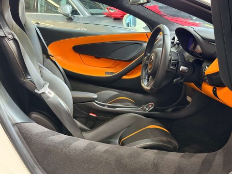 McLaren 570S 3.8T V8 Coupe 2dr Petrol SSG Euro 6 (s/s) (570 ps) 77