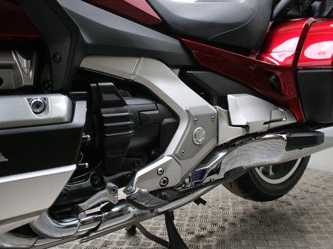 Honda GL1800 Goldwing GL 1800 GOLDWING J TOUR 34