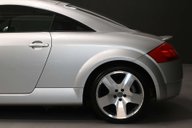 Audi TT 1.8 TT Quattro (225 bhp) 4WD 3dr 26