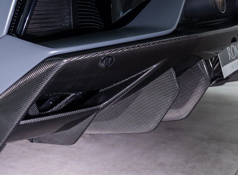 Lamborghini Aventador SVJ LP 770-4 ROADSTER 51