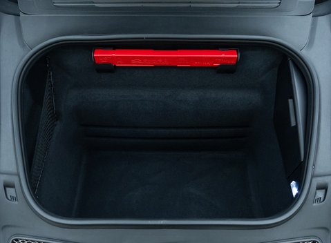 Porsche 911 GT3 TOURING (992) 36