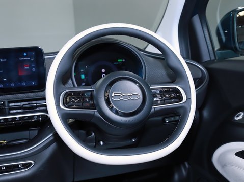 Fiat 500 87kW La Prima 42kWh 2dr Auto 19