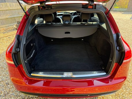 Mercedes-Benz C Class 2.1 C250d AMG Line (Premium) G-Tronic+ 4MATIC Euro 6 (s/s) 5dr 29