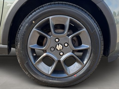 Suzuki Ignis 1.2 Dualjet 12V Hybrid SZ-T 5dr 13