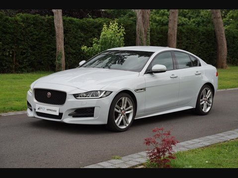 Jaguar XE 2.0i GPF R-Sport Auto Euro 6 (s/s) 4dr 3