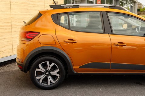 Dacia Sandero Stepway PRESTIGE TCE 7