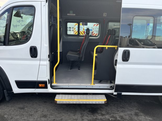 Peugeot Boxer PEUGEOT BOXER 440 L4H2 BLUE 17 SEATER MINIBUS 24