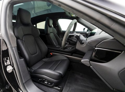 Porsche Taycan Turbo S 10