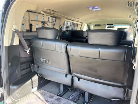 Nissan Elgrand 3.5+HIGHWAY STAR+GRADE 4+WARRANTED MILES 19