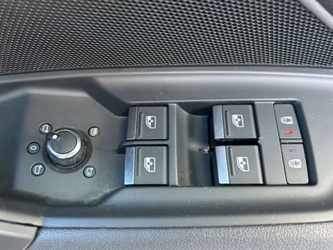 Audi A3 1.4 TFSIe 40 S line Sportback 5dr Petrol Plug-in Hybrid S Tronic Euro 6 (s/ 27