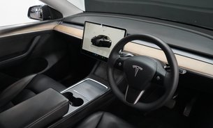 Tesla Model Y LONG RANGE AWD Enhanced Autopilot 20"Alloys 6mm All Tyres New Front Bushes 2