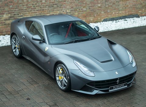 Ferrari F12 Berlinetta 4