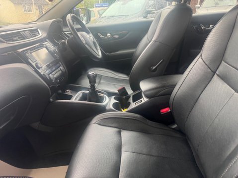 Nissan Qashqai 1.5 dCi Tekna 2WD Euro 6 (s/s) 5dr 30
