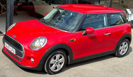 Mini Hatch One 1.5 Petrol Manual Media pack - NAVIGATION - REAR PARK - LOW INSURANCE 9