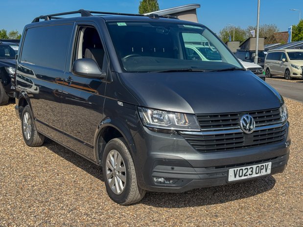 Volkswagen Transporter SWB L1H1 Low Roof Highline T28 Air Con Alloys Camera Sensors EURO 6 4