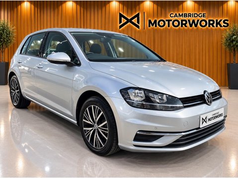 Volkswagen Golf SE TSI 1