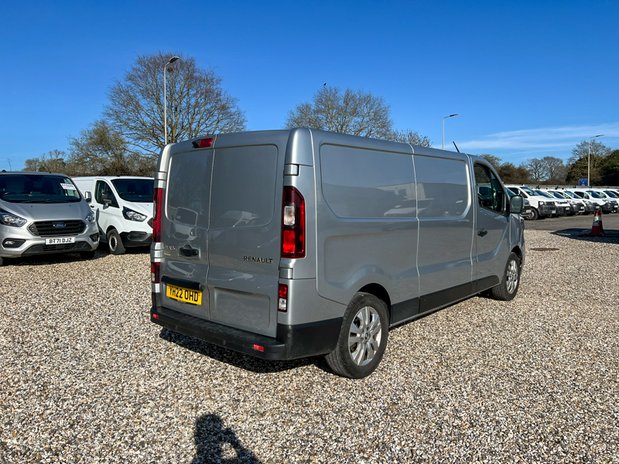 Renault Trafic LWB L2H1 Sport L130 Air Con Alloys Nav Sensors EURO 6 NO VAT 6
