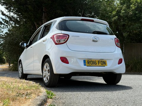 Hyundai i10 SE *22,532 MILES* 14