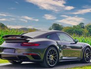 Porsche 911 TURBO S PDK 4
