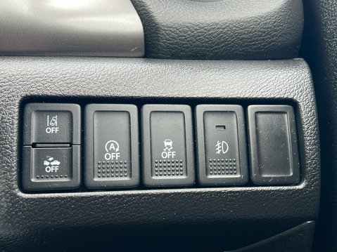 Suzuki Vitara SZ-T BOOSTERJET MHEV 37