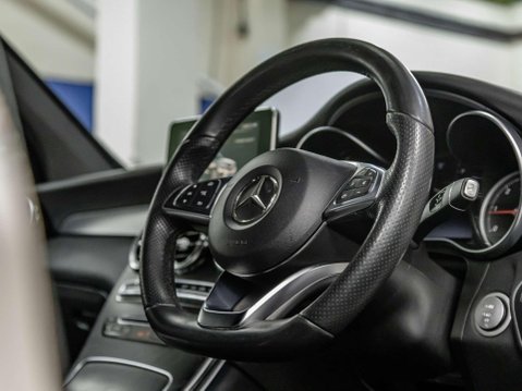 Mercedes-Benz GLC 2.1 GLC220d AMG Line (Premium Plus) Coupe 5dr Diesel G-Tronic 4MATIC Euro 6 42