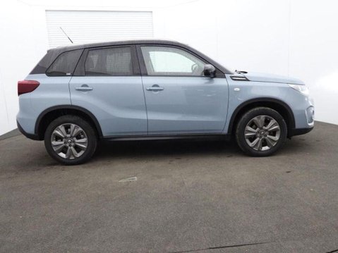 Suzuki Vitara SZ-T BOOSTERJET MHEV 4