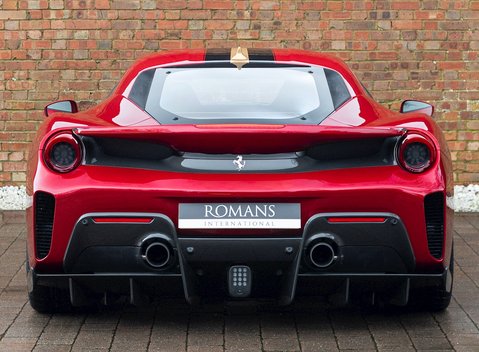 Ferrari 488 Pista 5