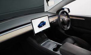Tesla Model Y LONG RANGE AWD Comfort Suspension GROK AI Panoramic Roof One Owner VATQ 14