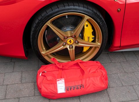 Ferrari 458 Spider 31