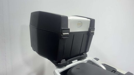 Triumph Explorer 1215 2015 25K STUNNING ADVENTURE BIKE FULL LUGGAGE DO ANYTHING BIKE 28