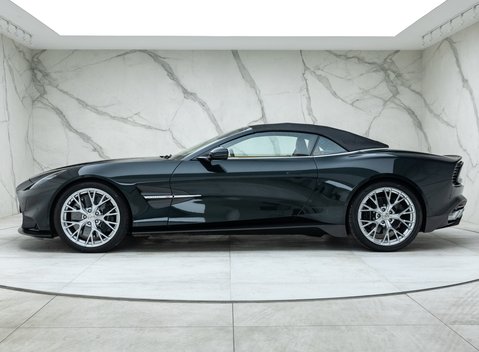 Aston Martin Vanquish Volante 4