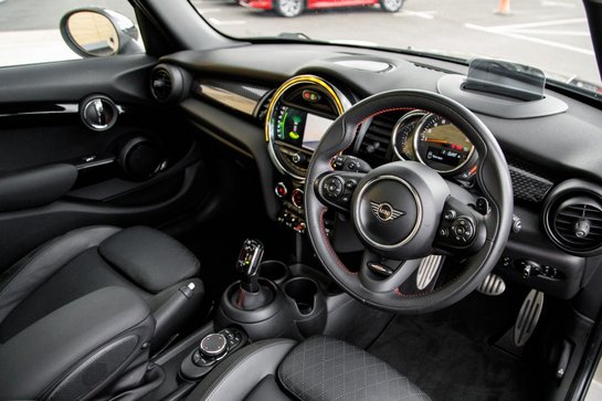Mini Hatch COOPER S SPORT