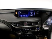 Lexus Ux 2.0 250h Takumi SUV 5dr Petrol Hybrid E-CVT Euro 6 (s/s) (184 ps) 17