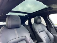 Jaguar F-Pace 2.0 D200 MHEV R-Dynamic SE Auto AWD Euro 6 (s/s) 5dr 16