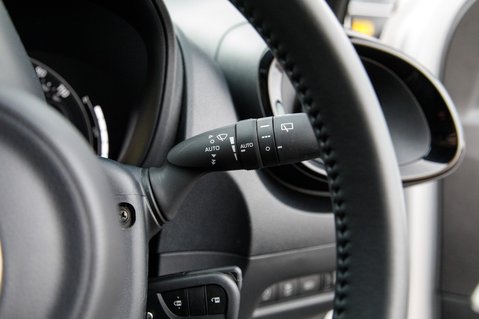 Toyota Aygo X VVT-I EDGE 17