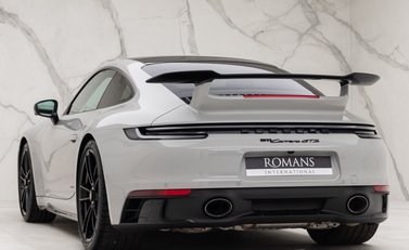 Porsche 911 CARRERA GTS (992) 7