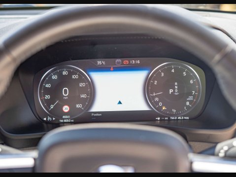 Volvo XC40 1.5 XC40 Inscription T3 Auto 5dr 29