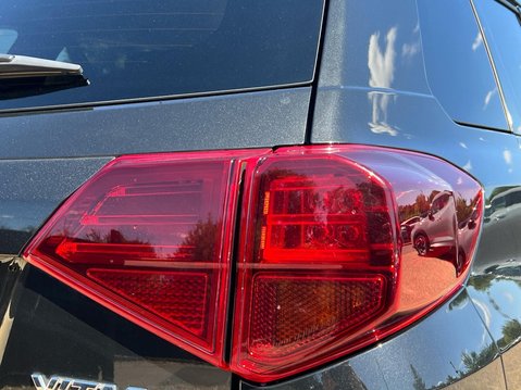 Suzuki Vitara SZ-T 14