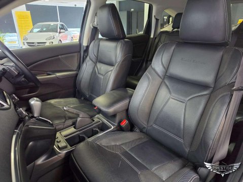 Honda CR-V 2.0 i-VTEC Black Edition Auto 4WD Euro 6 5dr 26