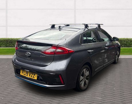Hyundai IONIQ 1.6 IONIQ Premium SE PHEV Semi-Auto 5dr 3