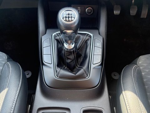 Ford Focus TITANIUM X 17