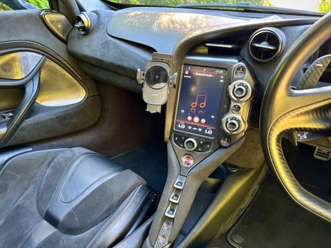 McLaren 720S 4.0T V8 SSG Euro 6 (s/s) 2dr 38