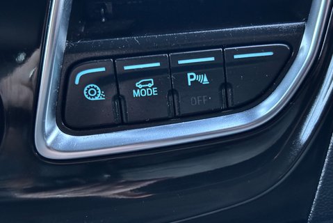 Ford Tourneo Custom 320 130 ps Titanium L2 9 Seater - Automatic 36