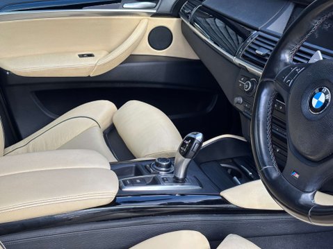 BMW X5 M 4.4i V8 Steptronic xDrive Euro 5 5dr 51