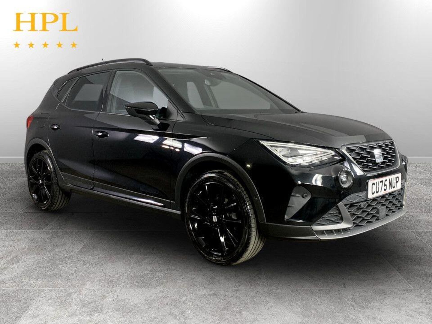 SEAT Arona listing photo