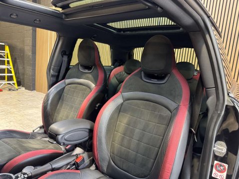 Mini Hatch 2.0 John Cooper Works Auto 3dr 66
