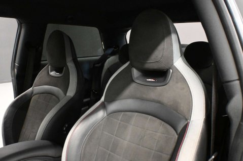 Mini Hatch 2.0 Cooper S Sport Auto 3dr 28
