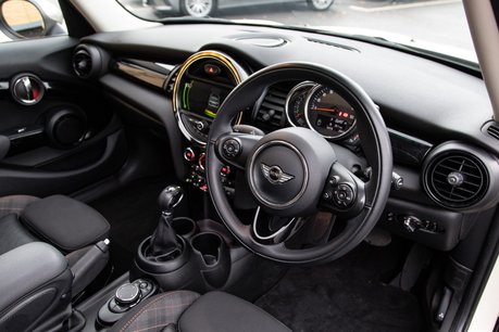Mini Hatch COOPER SEVEN